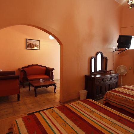 Hotel Imperial Puebla Buitenkant foto