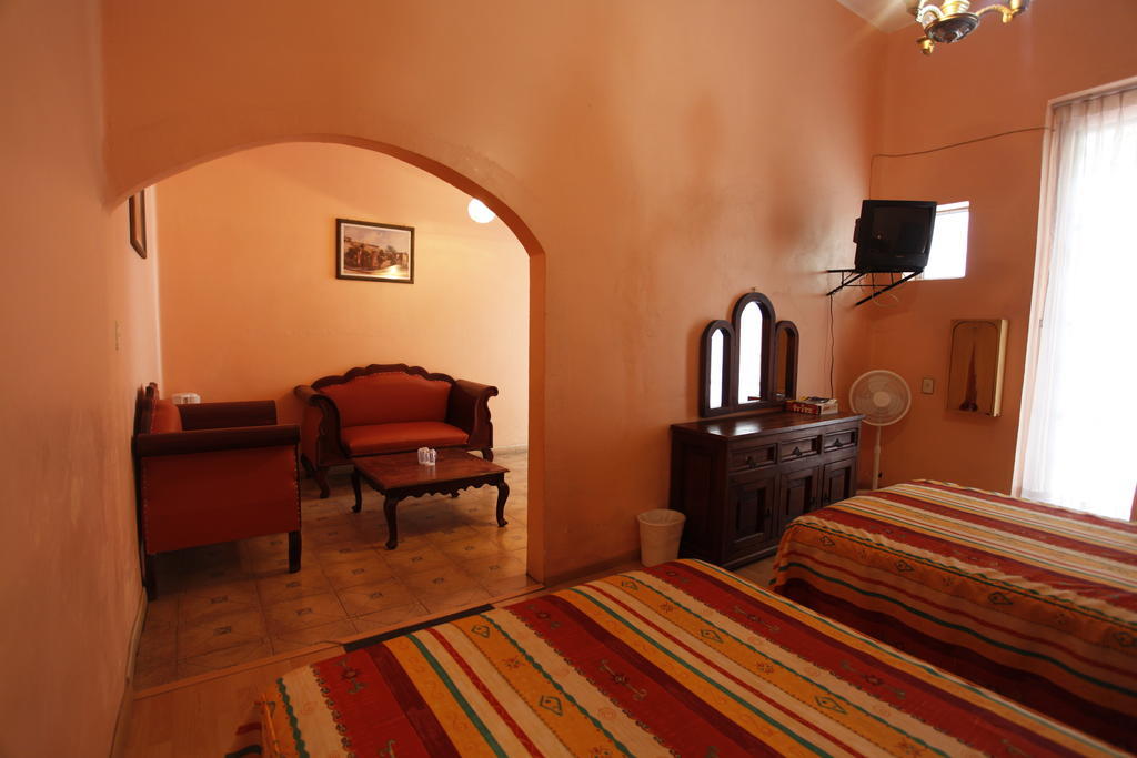 Hotel Imperial Puebla Buitenkant foto