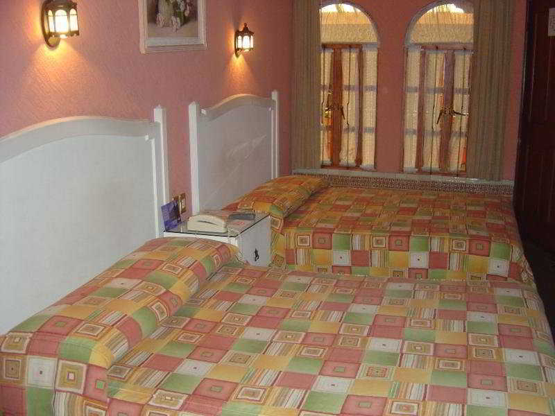 Hotel Imperial Puebla Buitenkant foto